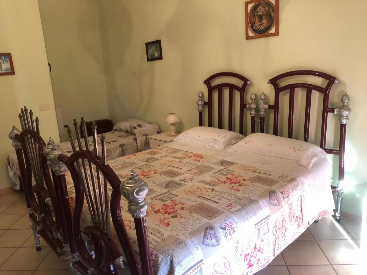 B&B Il Medioevo Pesche Kültér fotó
